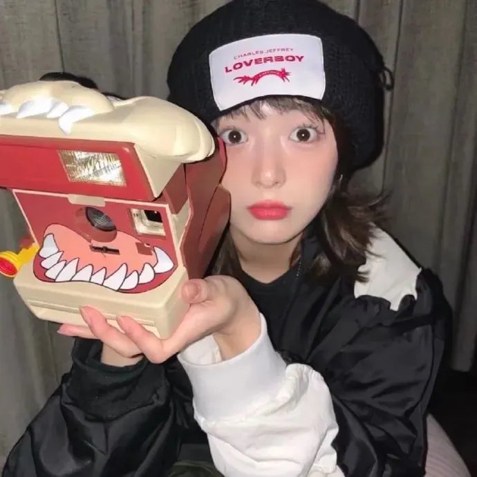 非关英雄